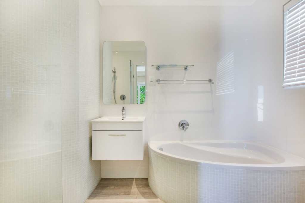 Photo 2 of Silvertide Apartment accommodation in Camps Bay, Cape Town with 2 bedrooms and 2 bathrooms
