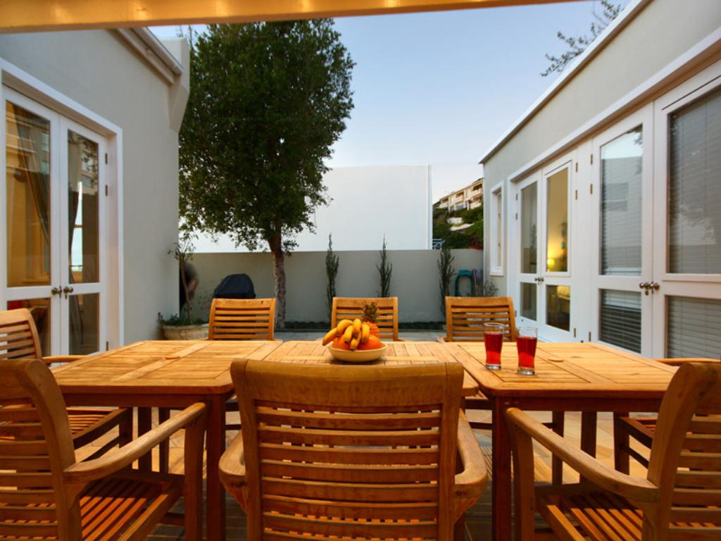 Photo 15 of Six Selbourne accommodation in Sea Point, Cape Town with 4 bedrooms and 4 bathrooms