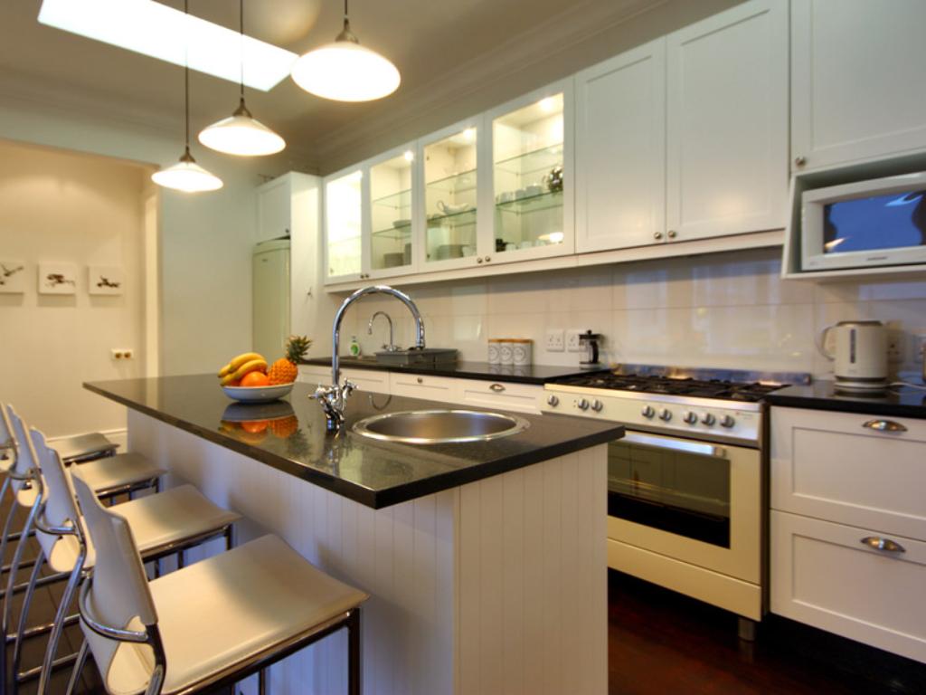 Photo 9 of Six Selbourne accommodation in Sea Point, Cape Town with 4 bedrooms and 4 bathrooms