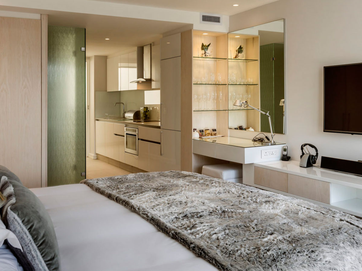 Photo 4 of South Beach Apartments – Deluxe Suite accommodation in Camps Bay, Cape Town with 1 bedrooms and 1 bathrooms