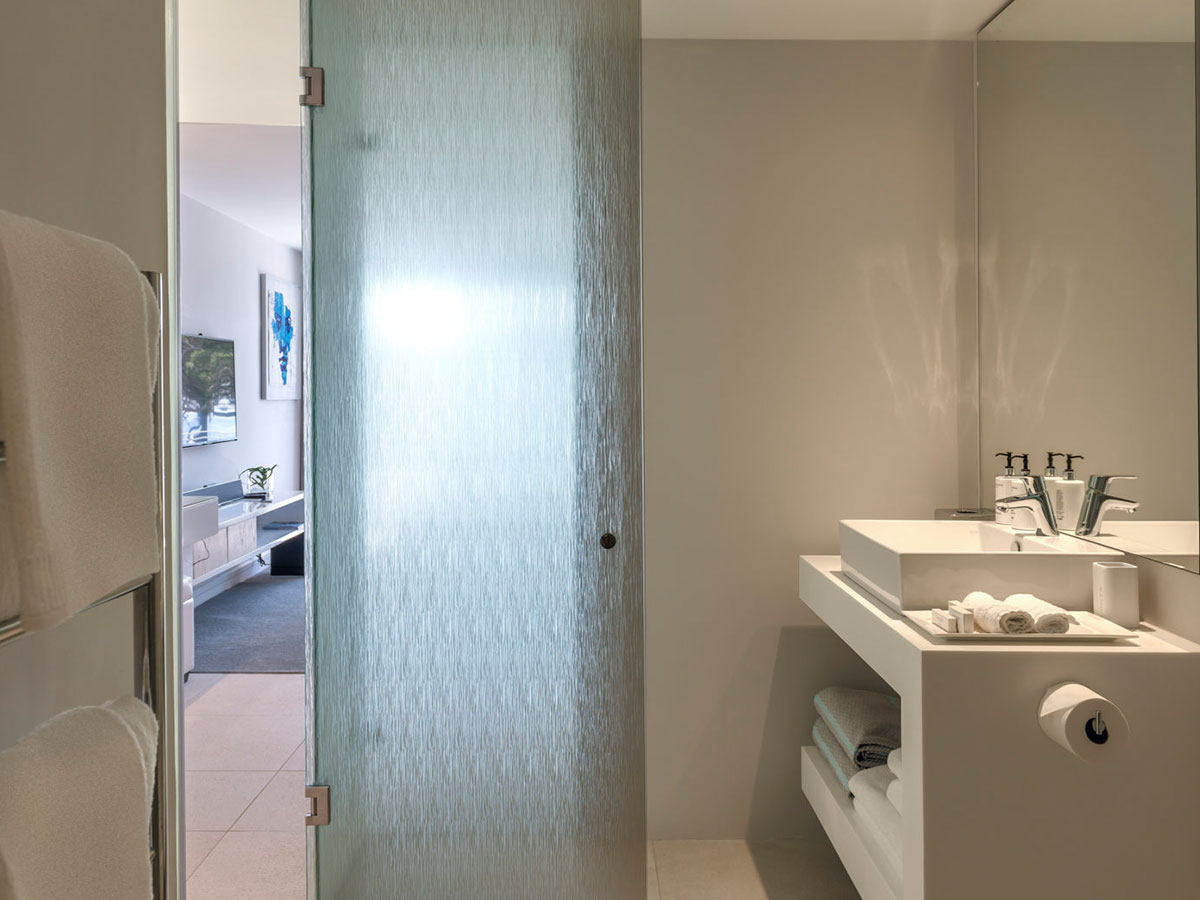 Photo 1 of South Beach Apartments – Deluxe Suite accommodation in Camps Bay, Cape Town with 1 bedrooms and 1 bathrooms