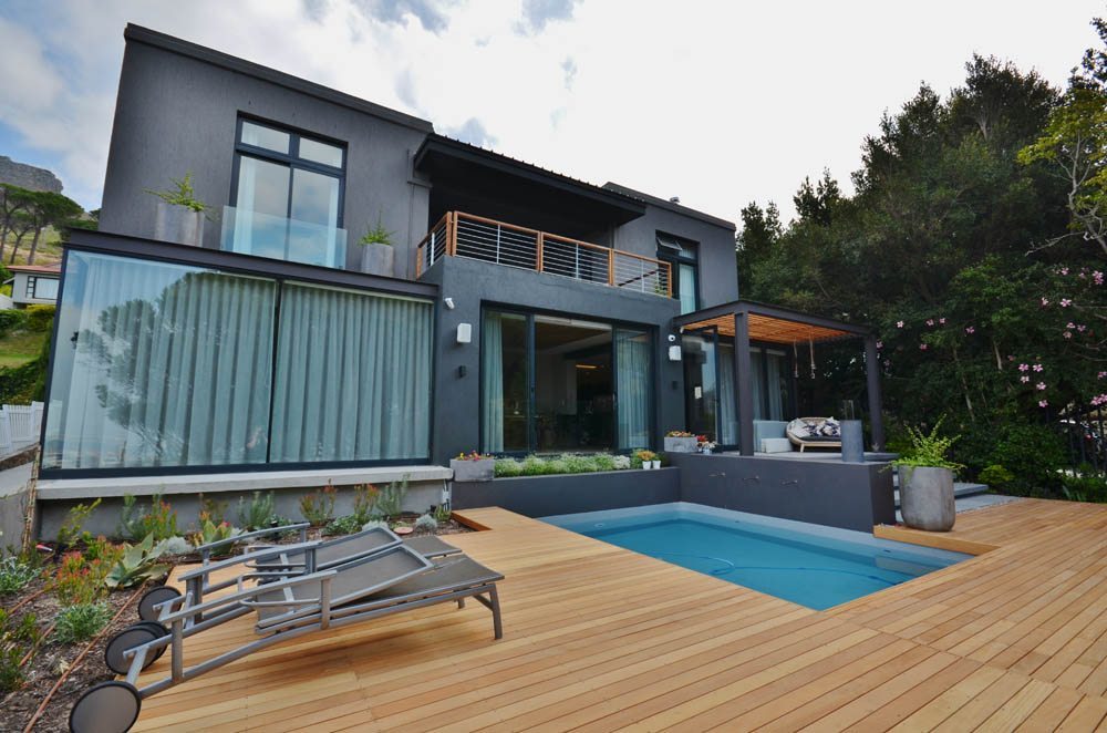 Photo 15 of The Glen Villa accommodation in Higgovale, Cape Town with 4 bedrooms and 4.5 bathrooms