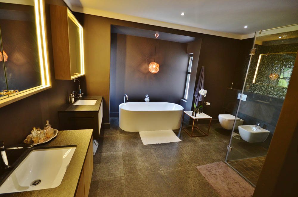 Photo 23 of The Glen Villa accommodation in Higgovale, Cape Town with 4 bedrooms and 4.5 bathrooms