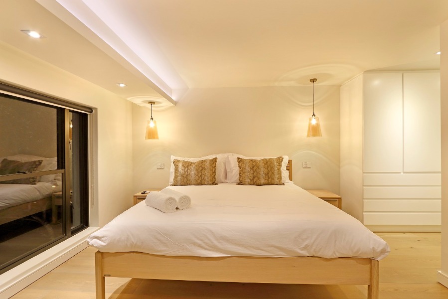 Photo 25 of Titan Villa accommodation in Bantry Bay, Cape Town with 5 bedrooms and 5 bathrooms
