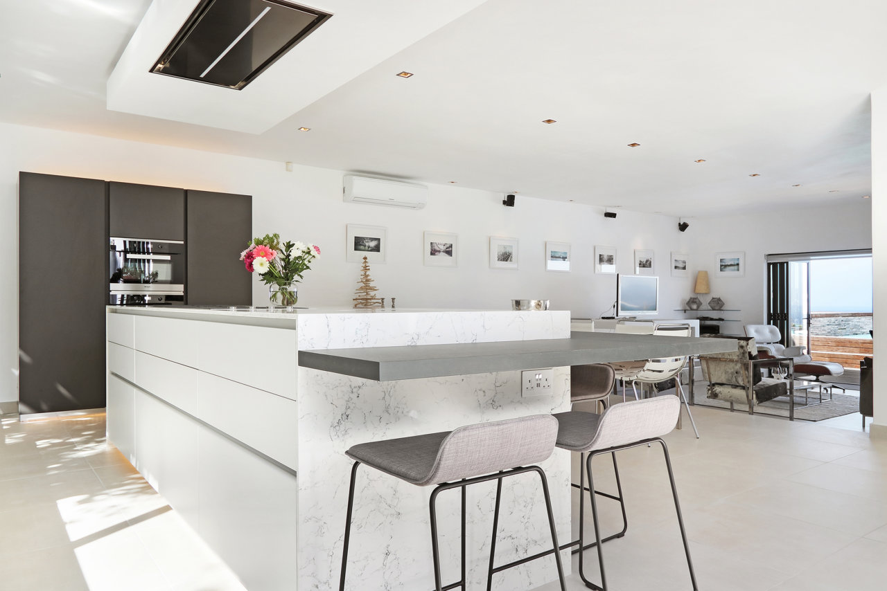 Photo 26 of Ty Gwyn Villa accommodation in Camps Bay, Cape Town with 3 bedrooms and 3 bathrooms