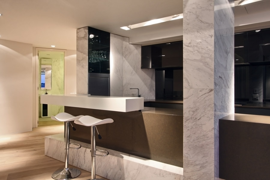 Photo 14 of Victoria Rd Luxury Apartment 101 accommodation in Camps Bay, Cape Town with 1.5 bedrooms and 2 bathrooms