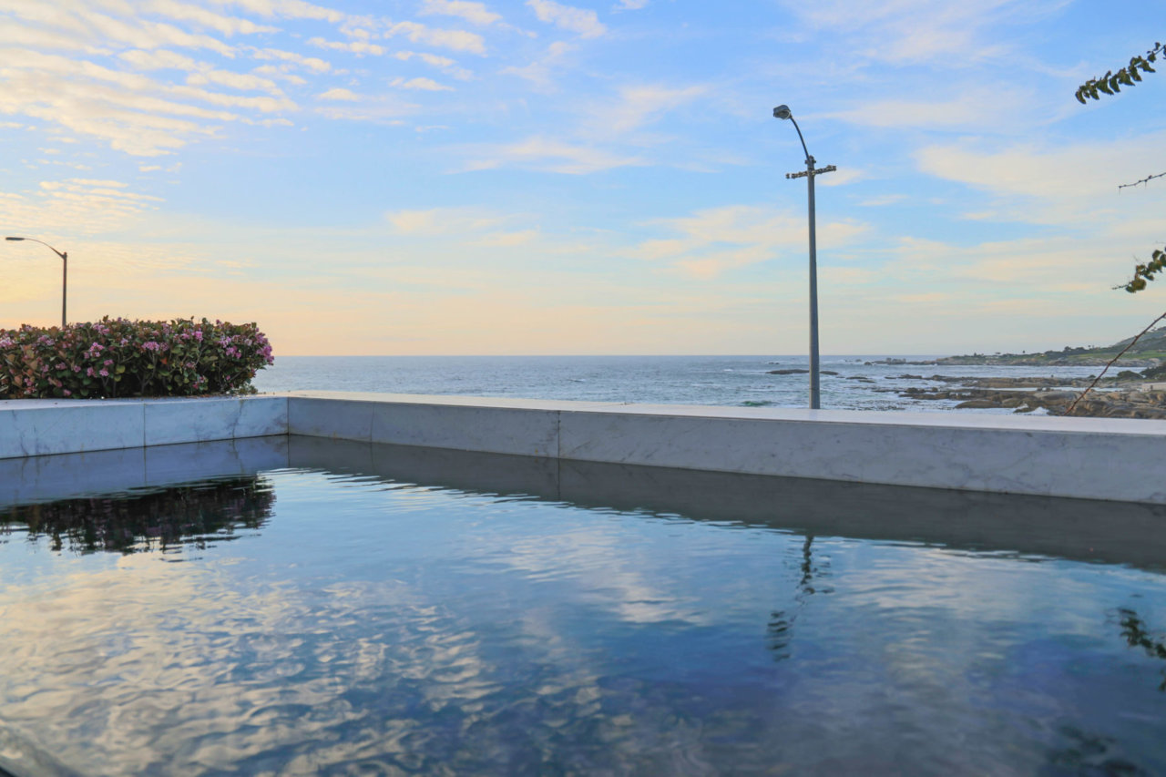 Photo 17 of Victoria Rd Luxury Apartment 101 accommodation in Camps Bay, Cape Town with 1.5 bedrooms and 2 bathrooms