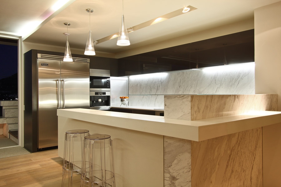 Photo 11 of Victoria Rd Luxury Apartment 202 accommodation in Camps Bay, Cape Town with 3 bedrooms and 3 bathrooms