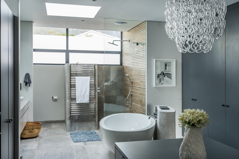 Photo 14 of Villa 42 accommodation in Camps Bay, Cape Town with 5 bedrooms and 5 bathrooms