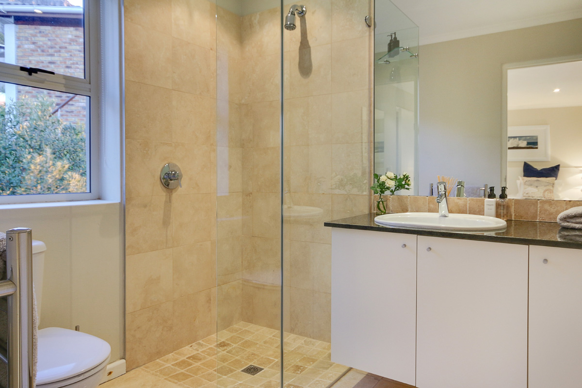 Photo 20 of Villa Amber accommodation in Camps Bay, Cape Town with 8 bedrooms and 8 bathrooms