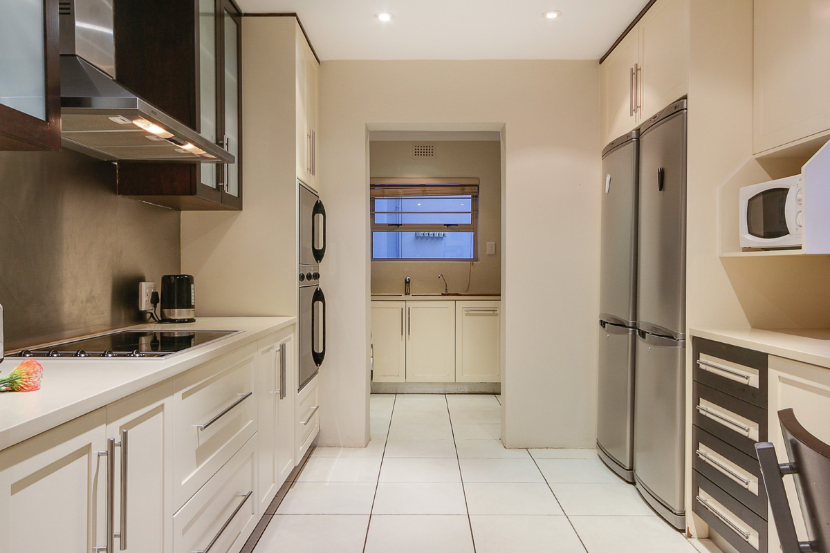 Photo 22 of Villa Amber accommodation in Camps Bay, Cape Town with 8 bedrooms and 8 bathrooms