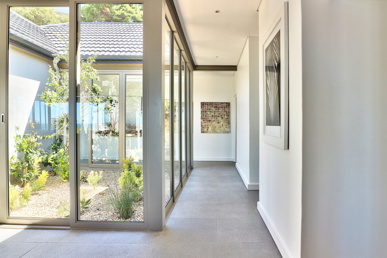 Photo 18 of Villa Argyle accommodation in Camps Bay, Cape Town with 6 bedrooms and 6 bathrooms