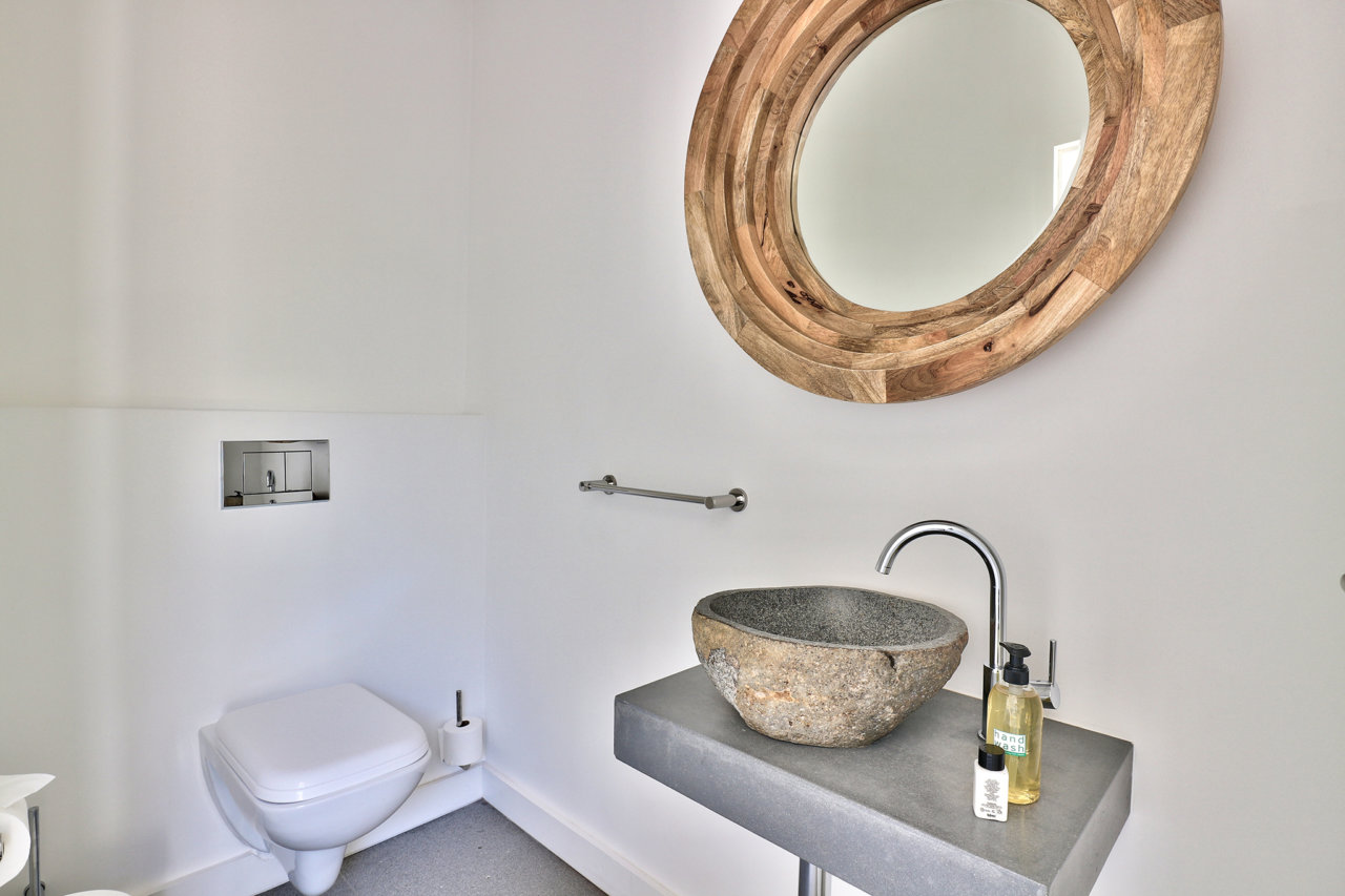 Photo 29 of Villa Argyle accommodation in Camps Bay, Cape Town with 6 bedrooms and 6 bathrooms