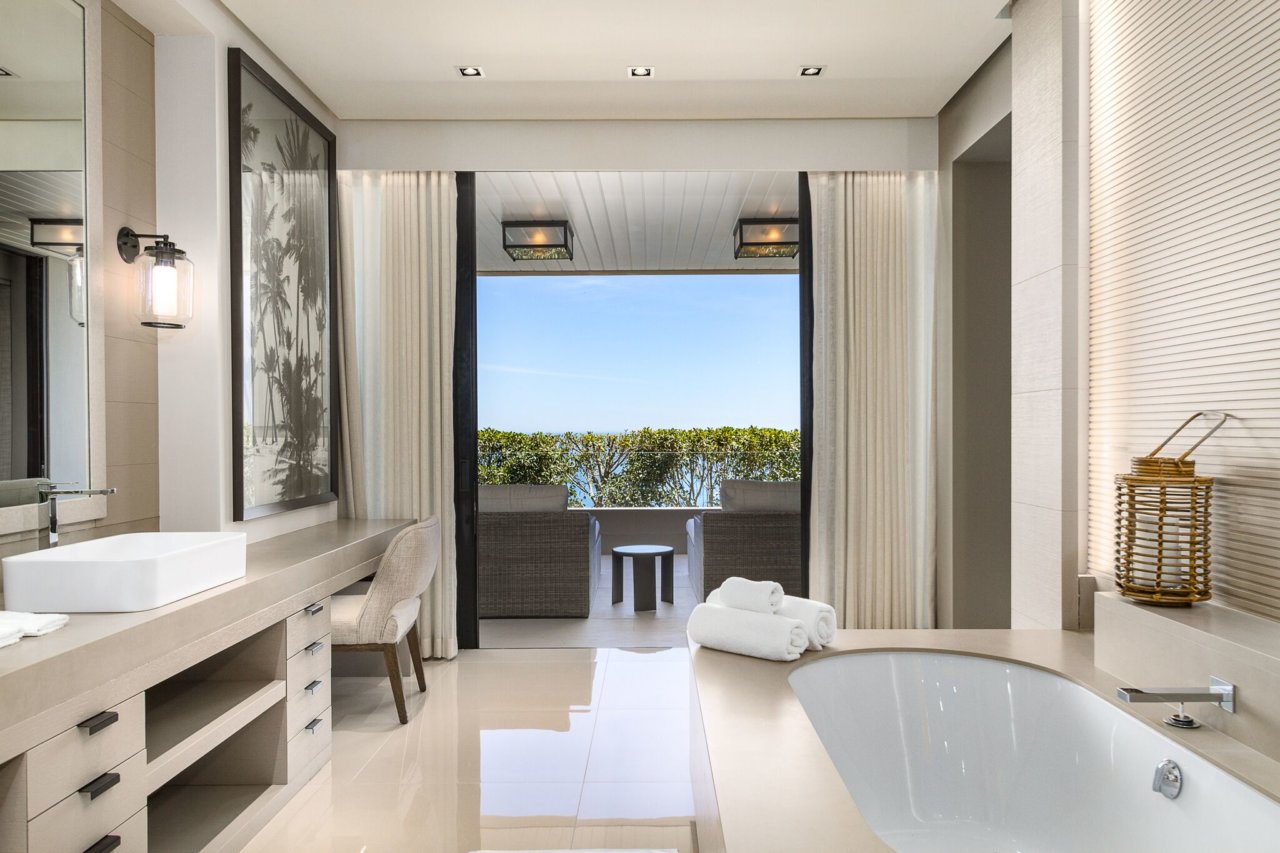 Photo 10 of Villa Halcyon accommodation in Bantry Bay, Cape Town with 5 bedrooms and 5 bathrooms