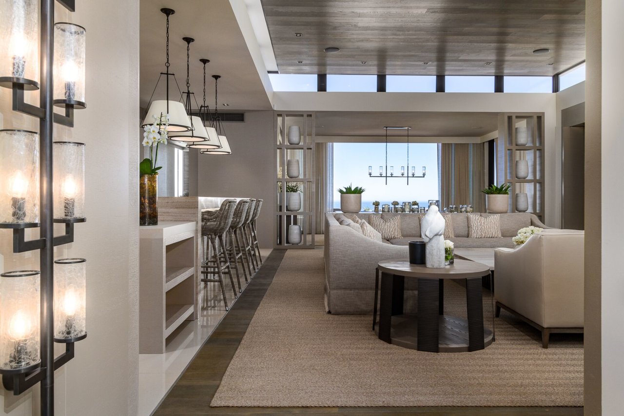 Photo 11 of Villa Halcyon accommodation in Bantry Bay, Cape Town with 5 bedrooms and 5 bathrooms