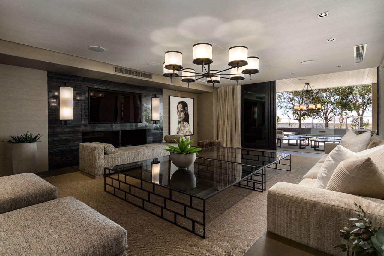 Photo 29 of Villa Halcyon accommodation in Bantry Bay, Cape Town with 5 bedrooms and 5 bathrooms