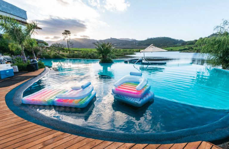 Photo 21 of Villa Lothian accommodation in Grabouw, Cape Town with 8 bedrooms and 8 bathrooms