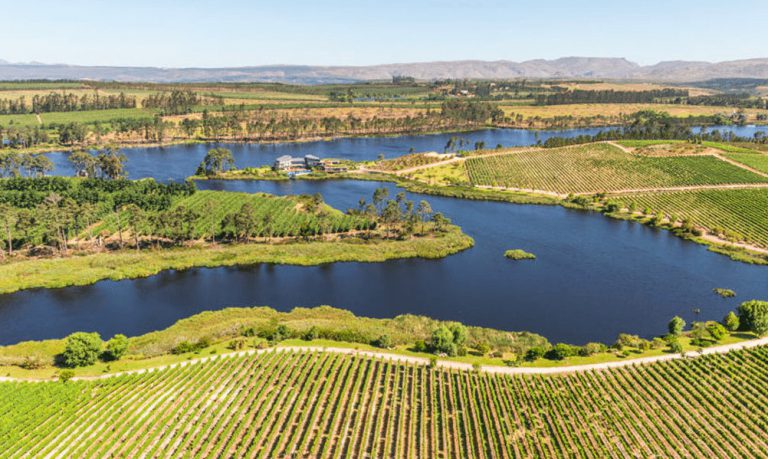 Photo 23 of Villa Lothian accommodation in Grabouw, Cape Town with 8 bedrooms and 8 bathrooms