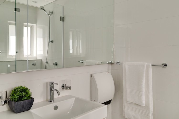 Photo 3 of Villa Maxima accommodation in Camps Bay, Cape Town with 6 bedrooms and 5.5 bathrooms
