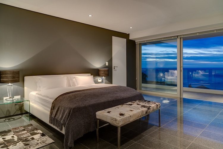 Photo 10 of Villa Maxima accommodation in Camps Bay, Cape Town with 6 bedrooms and 5.5 bathrooms