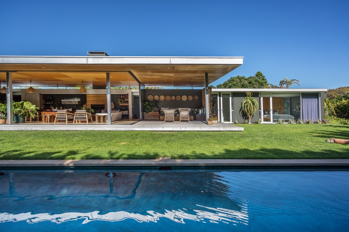 Photo 1 of Villa Memento accommodation in Noordhoek, Cape Town with 4 bedrooms and 3.5 bathrooms