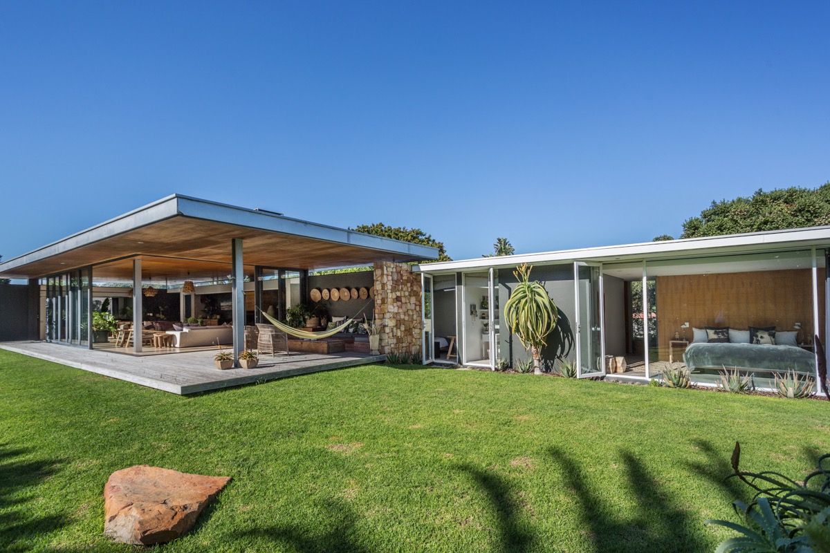 Photo 31 of Villa Memento accommodation in Noordhoek, Cape Town with 4 bedrooms and 3.5 bathrooms
