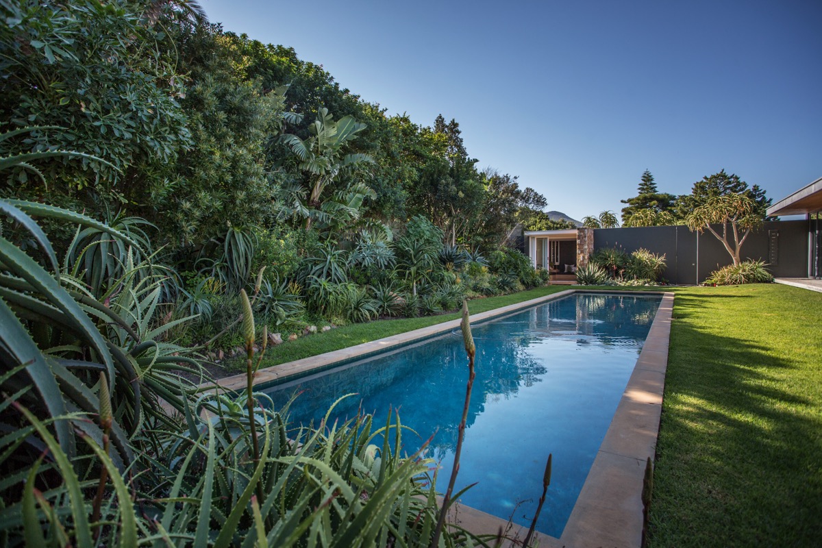 Photo 7 of Villa Memento accommodation in Noordhoek, Cape Town with 4 bedrooms and 3.5 bathrooms