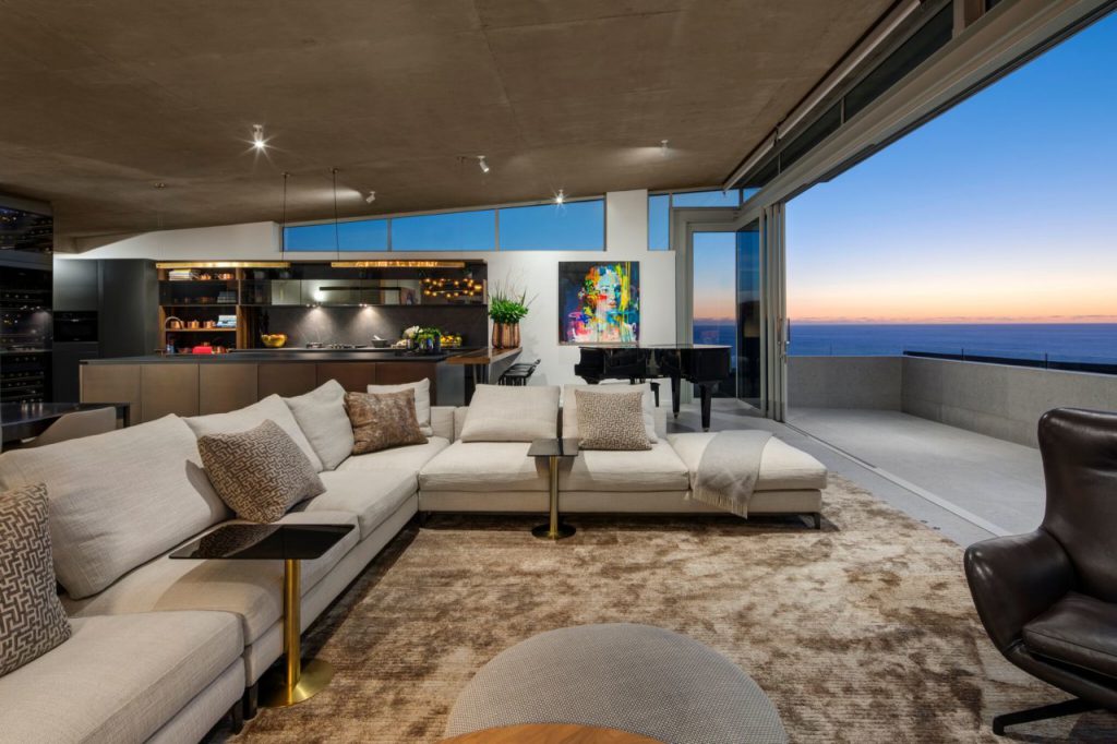 Photo 1 of Villa Pitlochry accommodation in Camps Bay, Cape Town with 4 bedrooms and 3 bathrooms