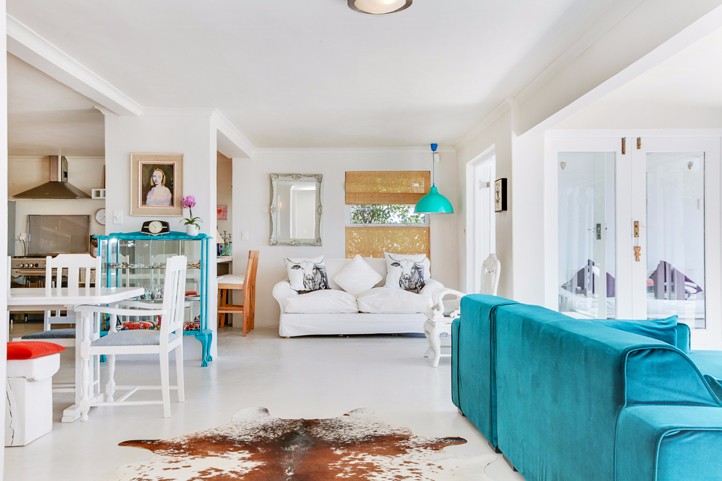 Photo 11 of Waters Edge Llandudno accommodation in Llandudno, Cape Town with 3 bedrooms and 2.5 bathrooms