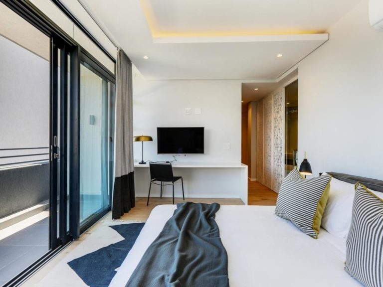 Penthouse On S - bedroom