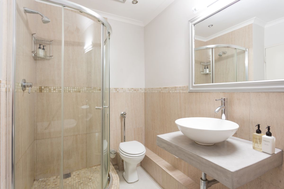 Eastern Views Bathroom With Shower