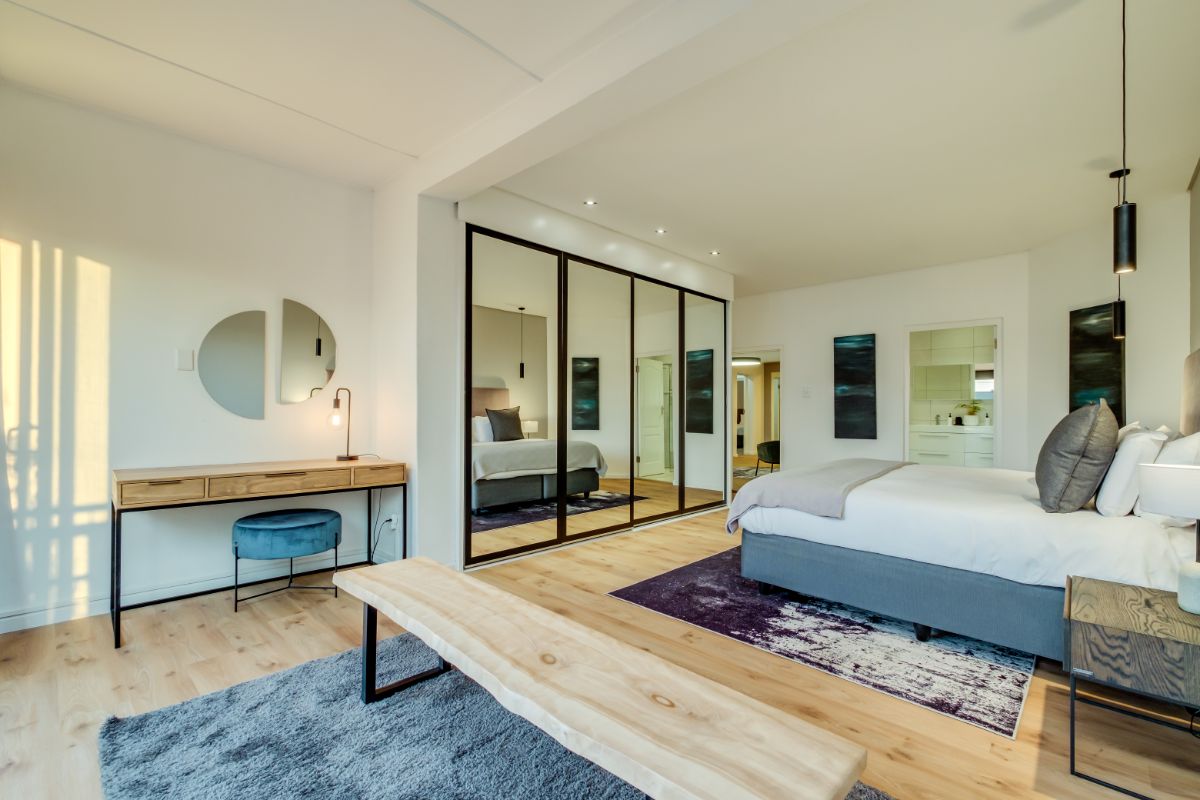 House Of M Large Master Bedroom