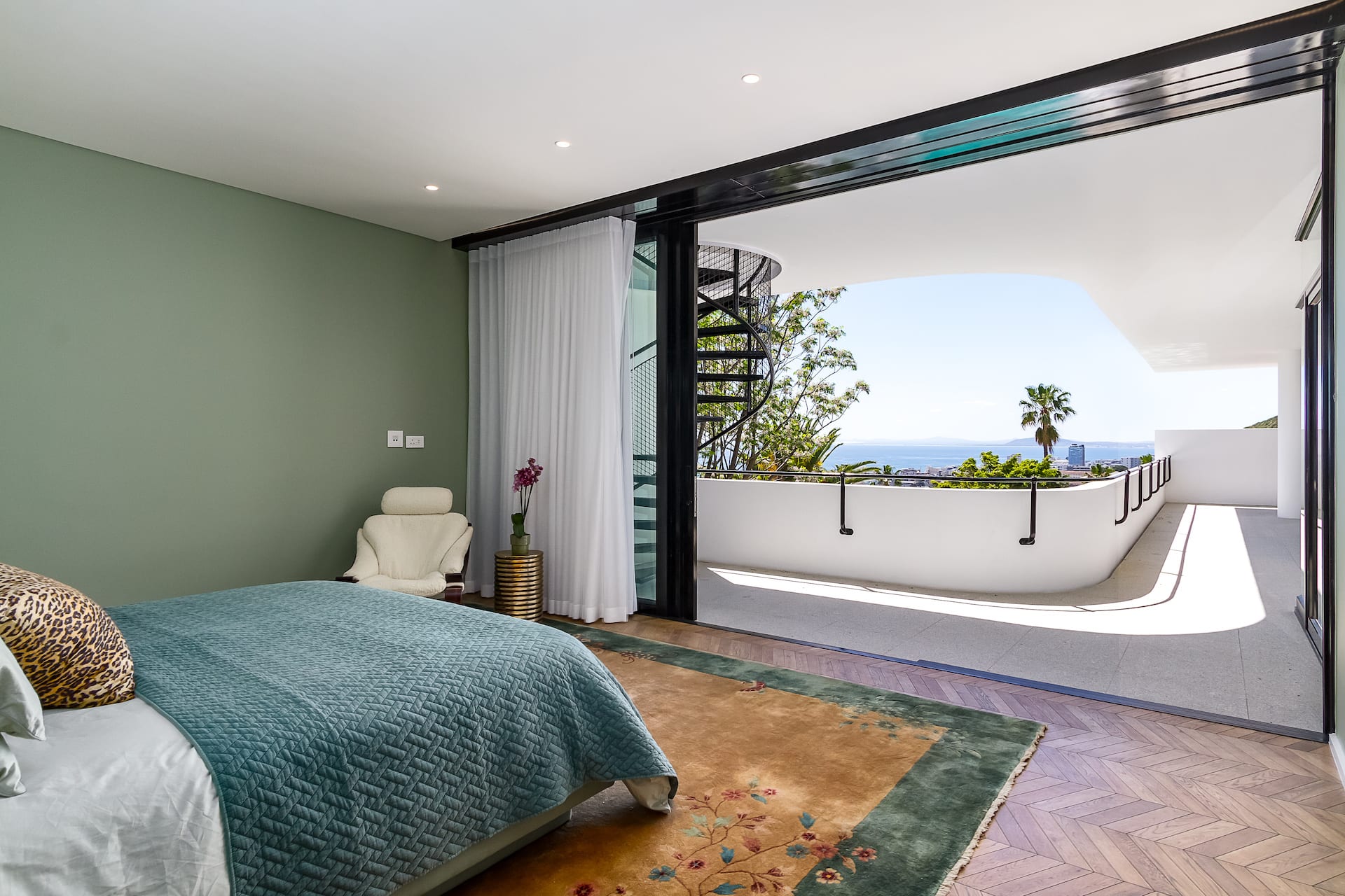 Ocean View Villa Photo 8