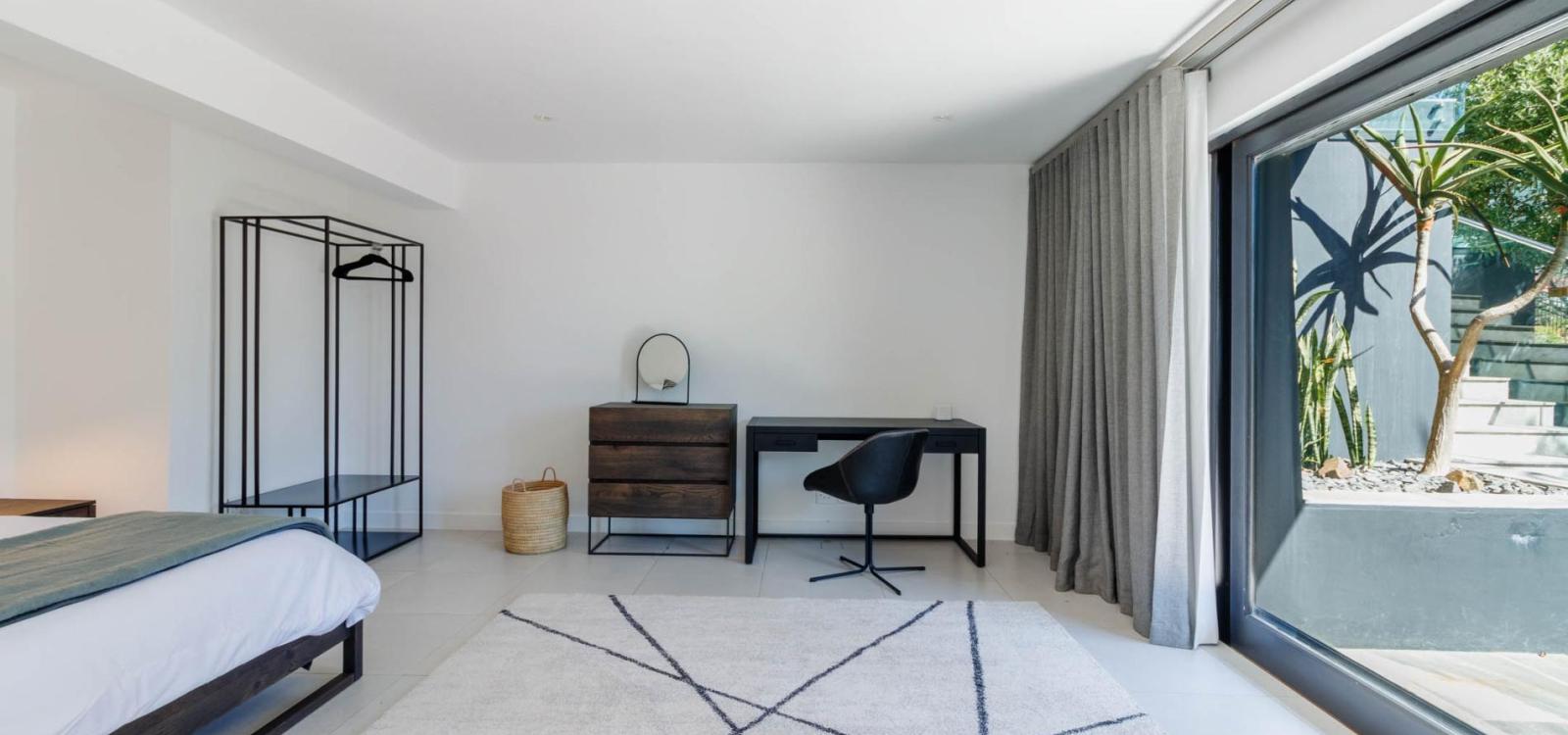 Strathmore Lux Photo 30