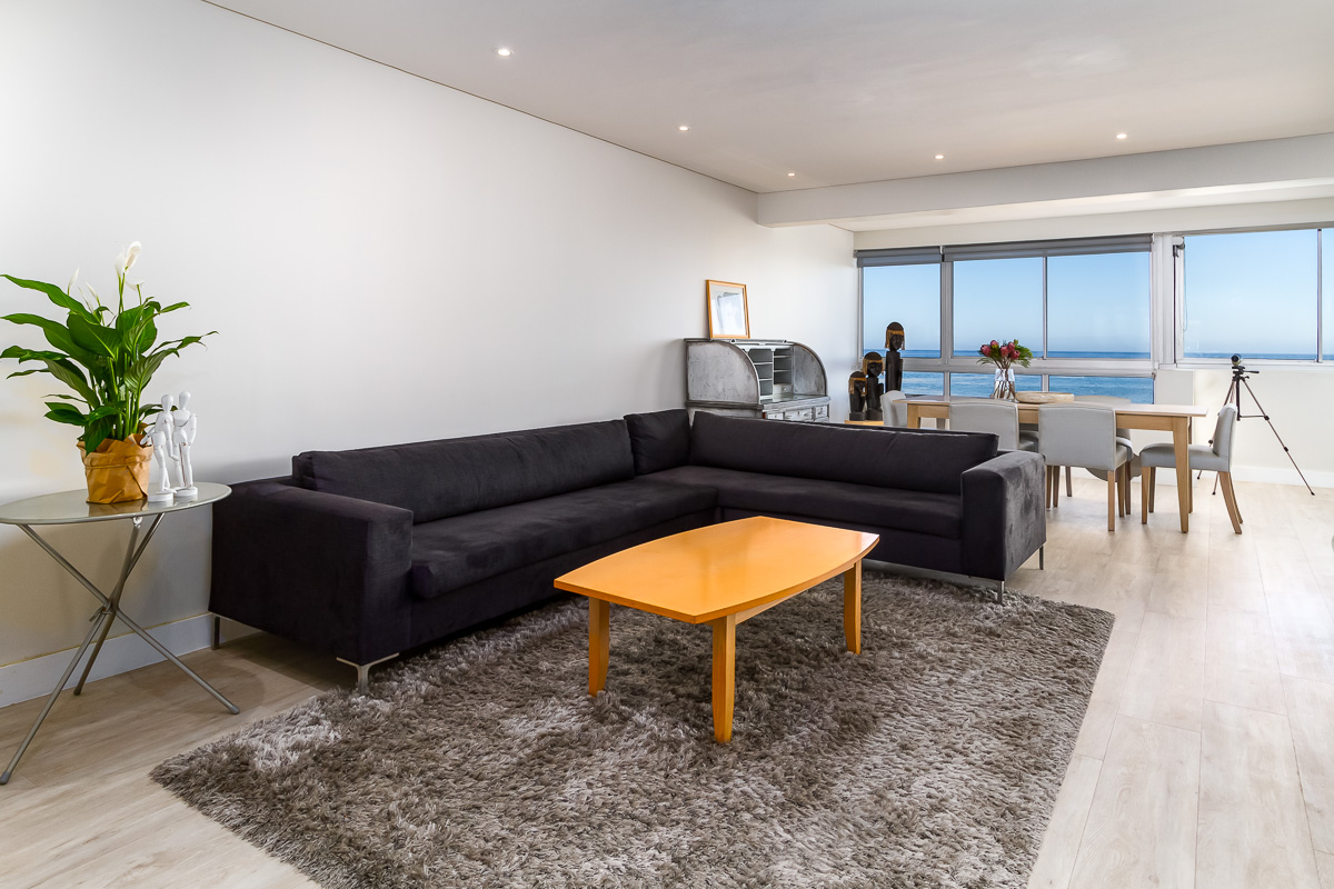 Crashing Waves Apartment Photo 8