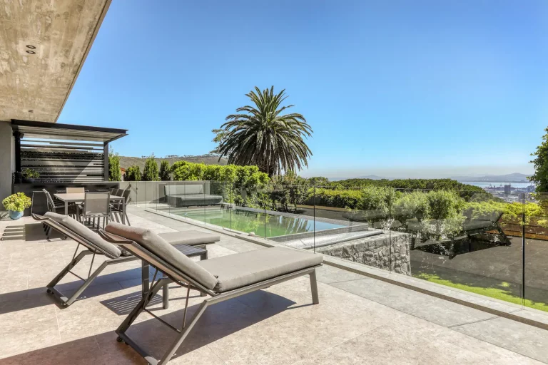 Higgo Chic Villa Photo 1