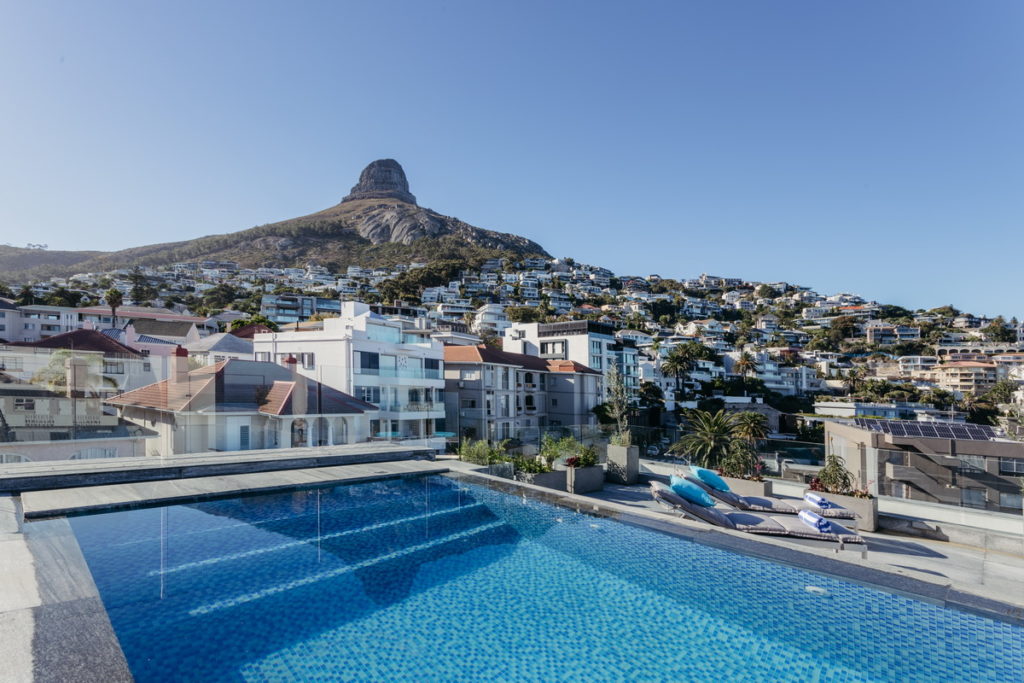 Penthouse Sapphire Photo 48