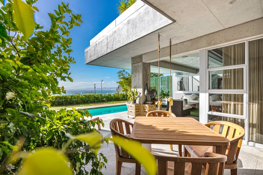 Villa Skye Photo 2
