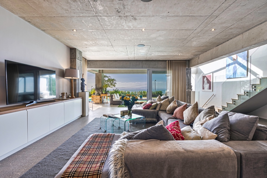 Villa Skye Photo 22