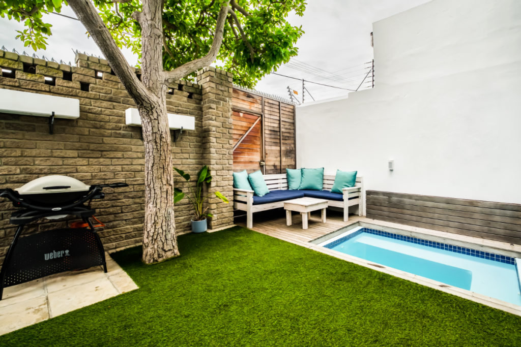 Seapoint Charm Photo 18