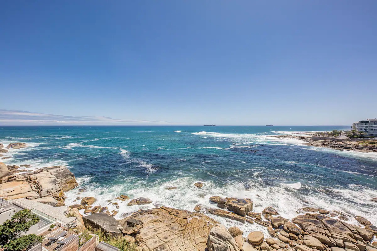 Bantry Bay Chic Photo 10