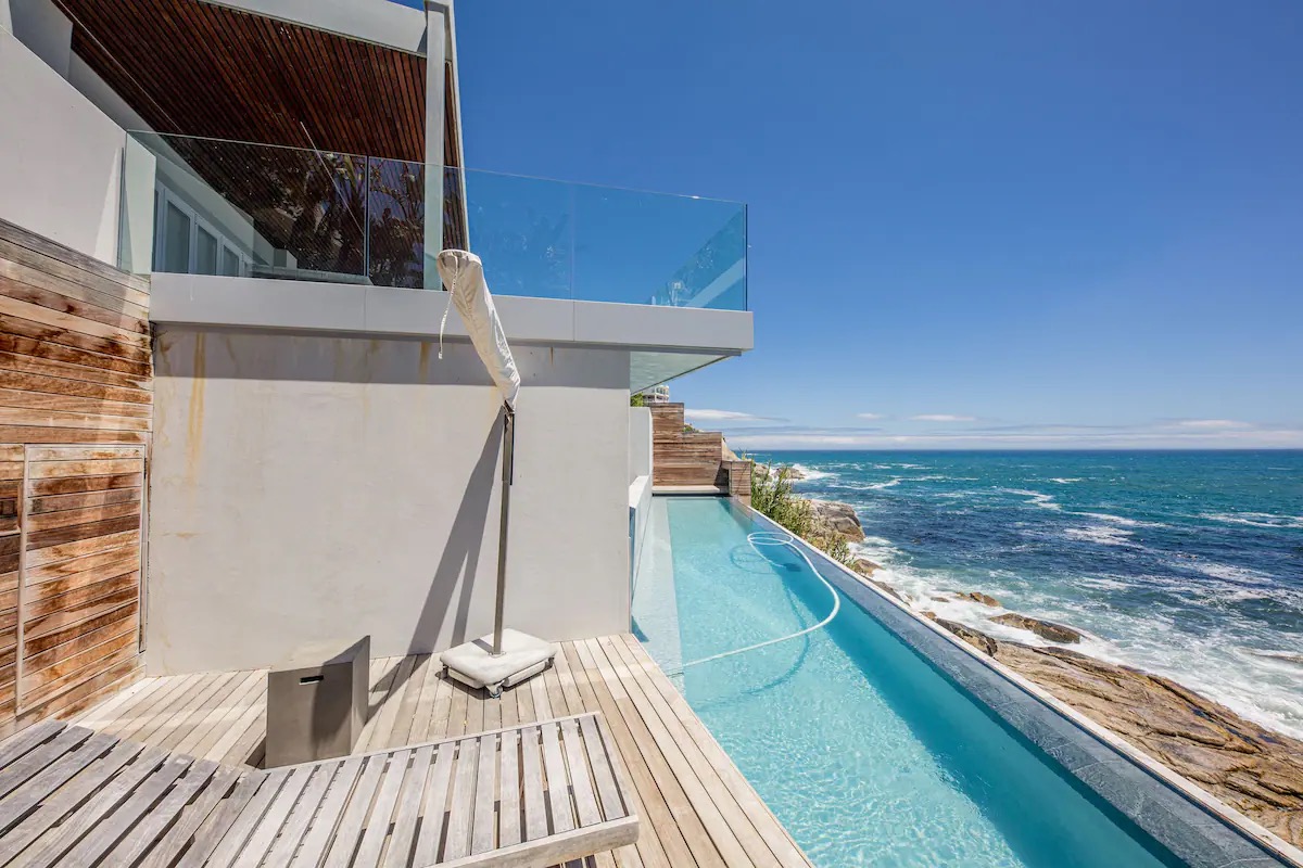 Bantry Bay Chic Photo 20