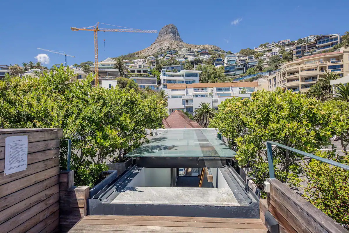 Bantry Bay Chic Photo 21