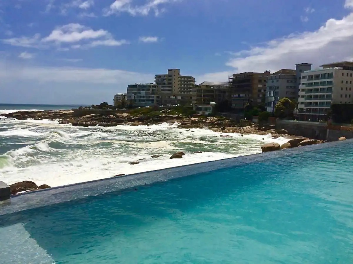 Bantry Bay Chic Photo 23