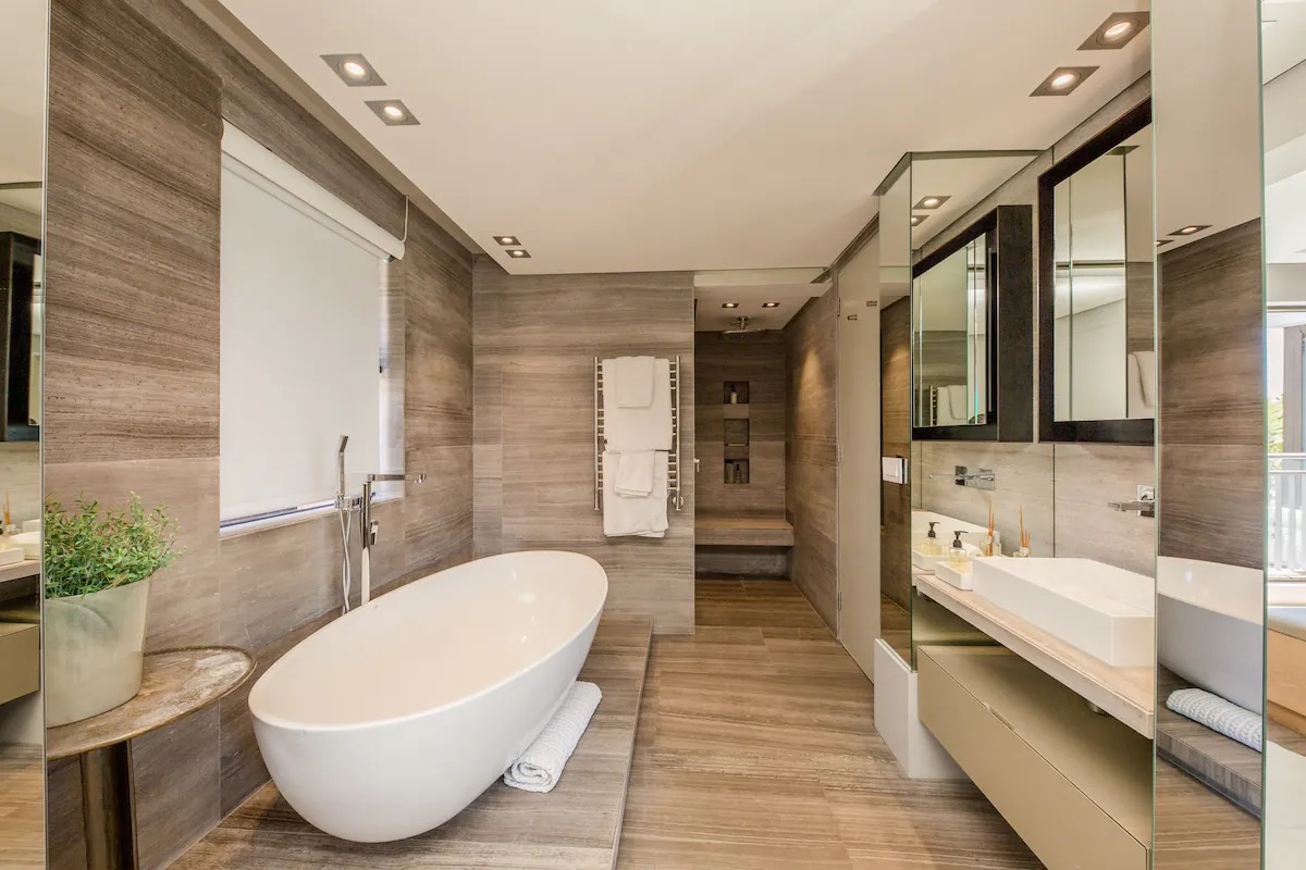 Bantry Bay Chic Photo 32