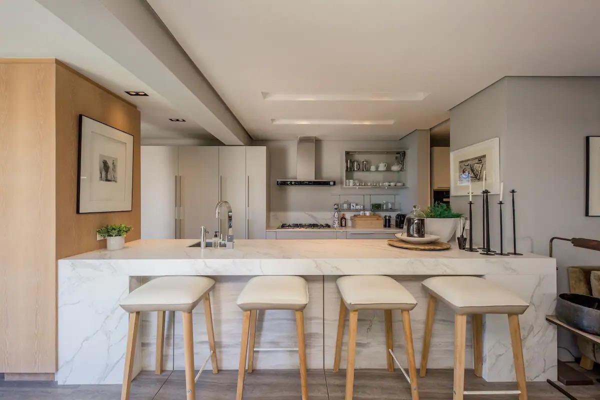 Bantry Bay Chic Photo 41