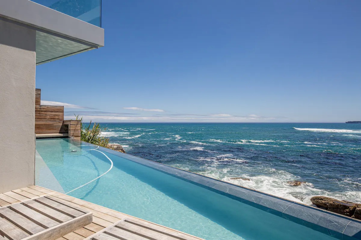Bantry Bay Chic Photo 6