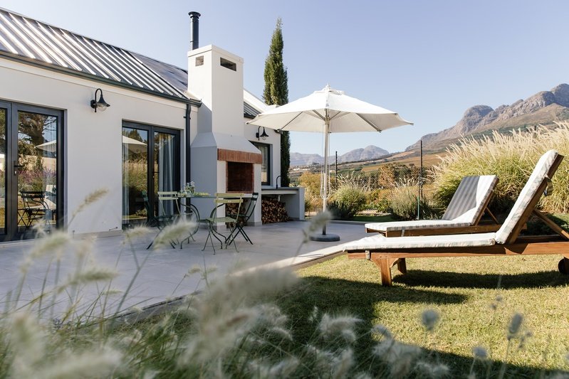 Olive Cottage Photo 8