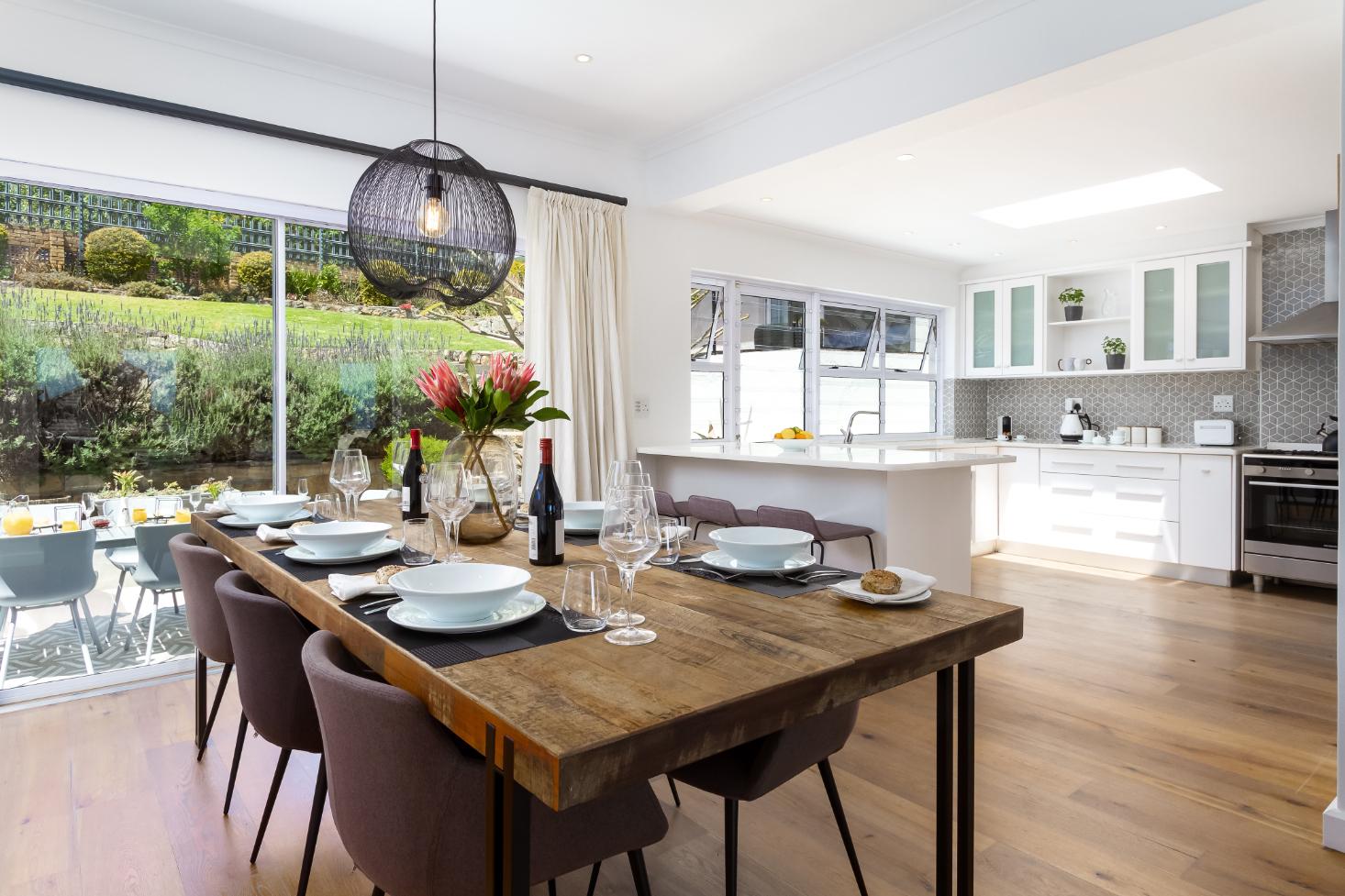 Camps Bay Deluxe 13
