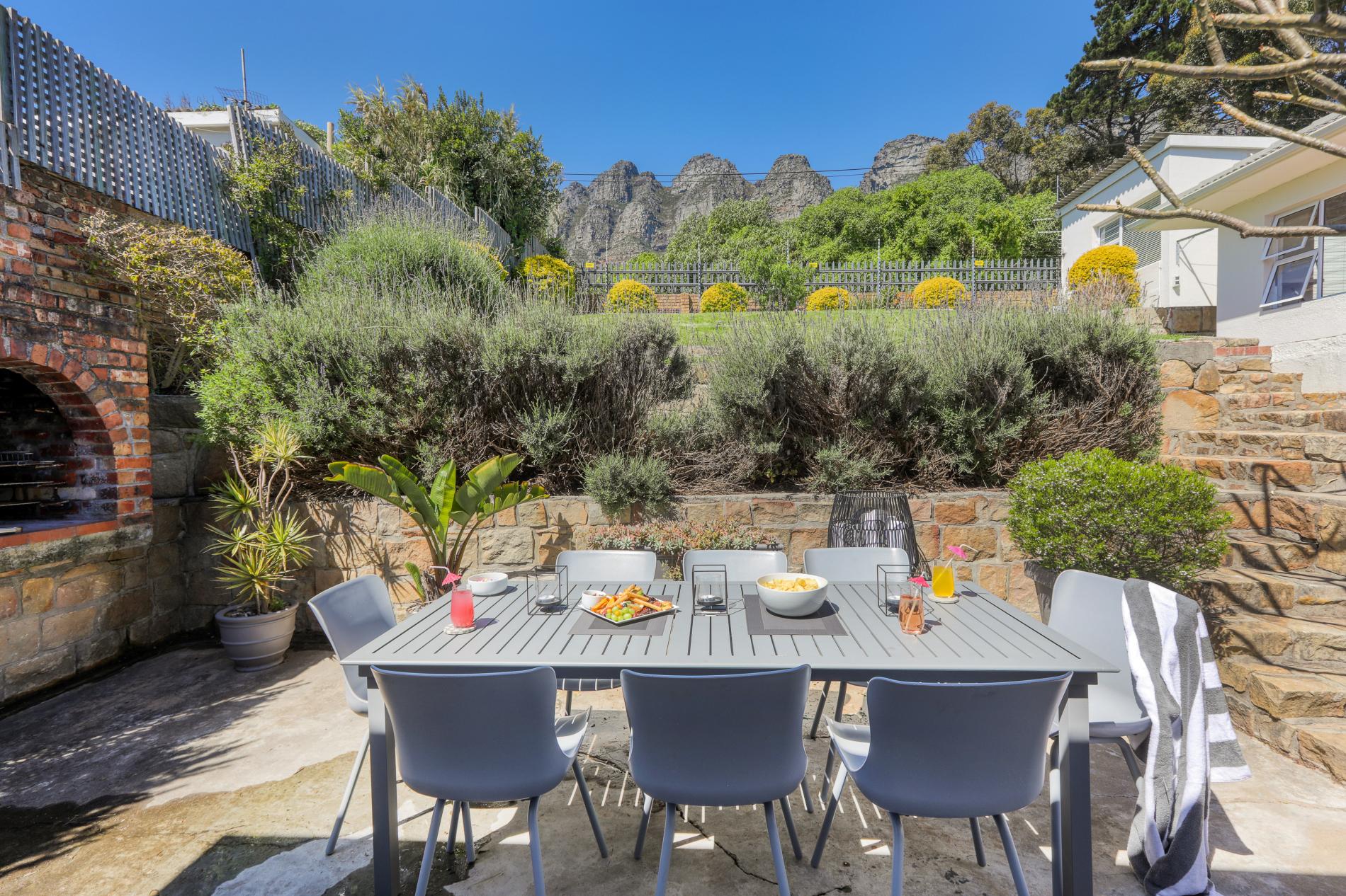 Camps Bay Deluxe 16